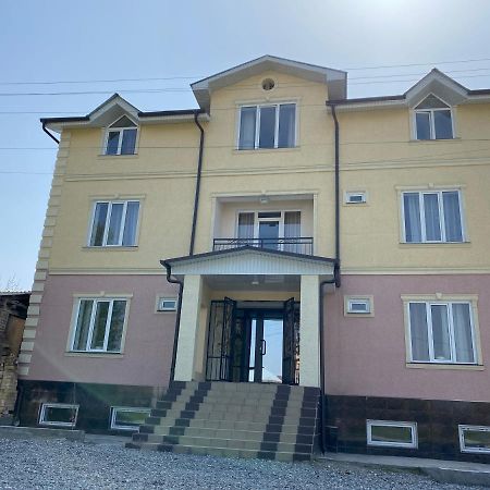 Отель Жылдыз Jalal-Abad Exterior photo